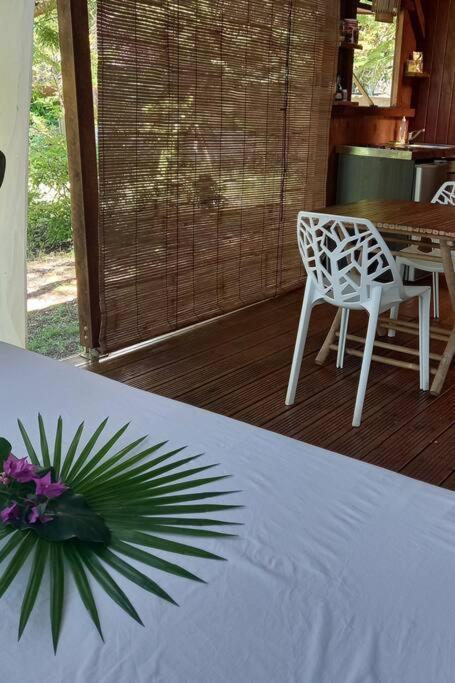 Bungalow Atypique Ti Bambou A 500M De La Plage Sainte-Anne  Ngoại thất bức ảnh