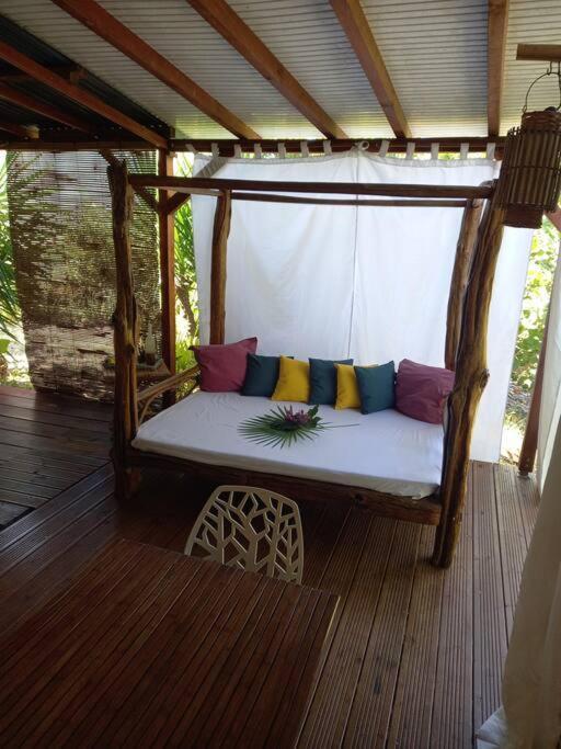 Bungalow Atypique Ti Bambou A 500M De La Plage Sainte-Anne  Ngoại thất bức ảnh