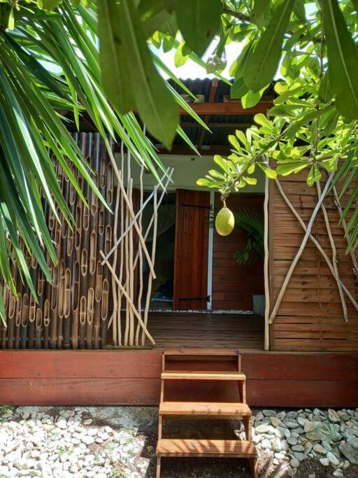 Bungalow Atypique Ti Bambou A 500M De La Plage Sainte-Anne  Ngoại thất bức ảnh